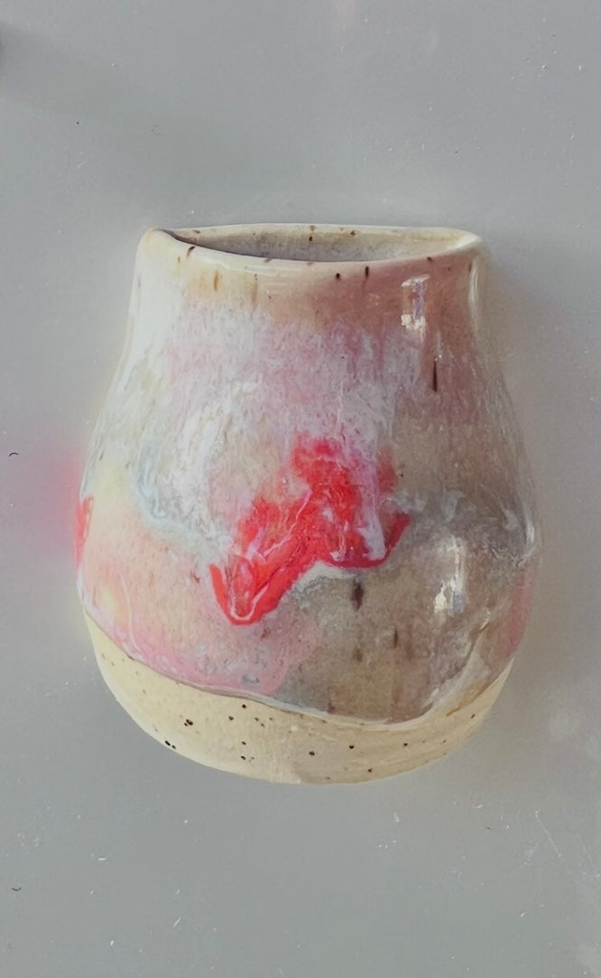 Mini Vase Magnet
